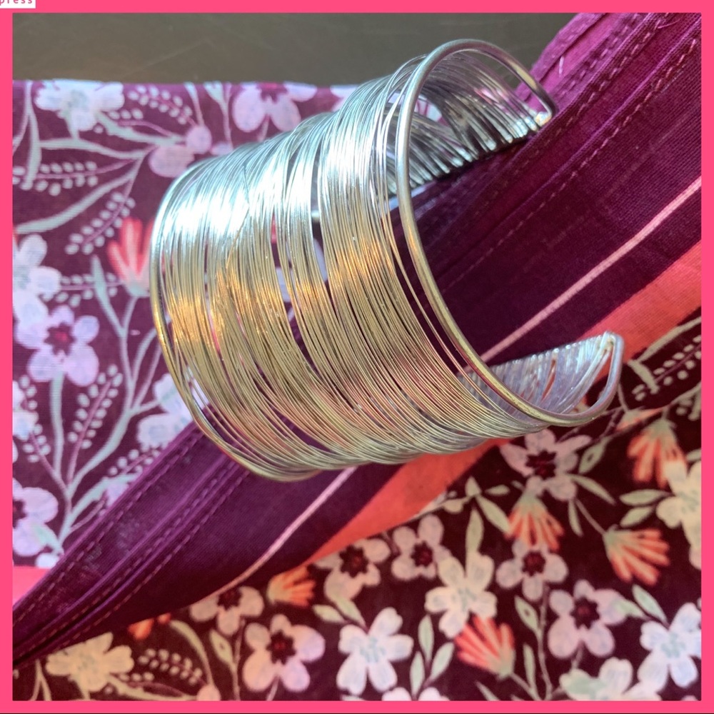 NWT! SILVER-TONE WIDE WIRE CUFF